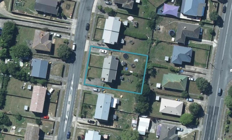 11 Kokiri Crescent, Waitangirua, Porirua - Carousel 1