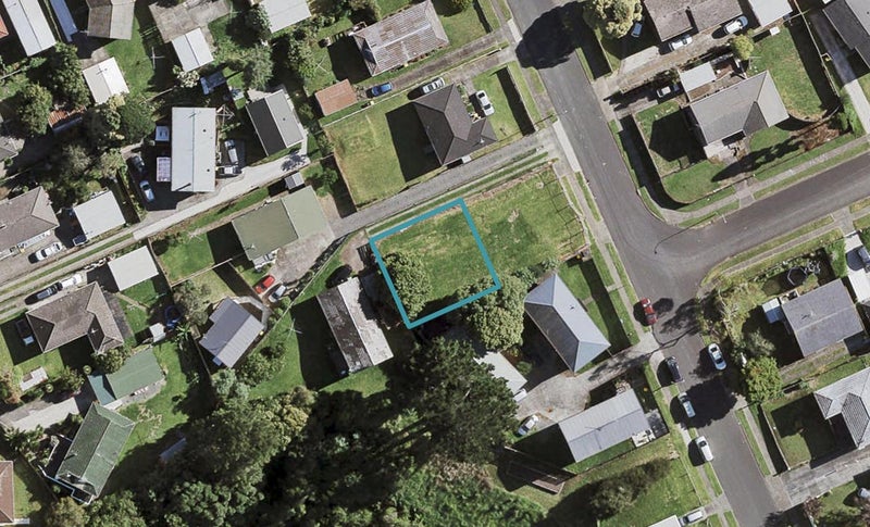 11B Volante Avenue, Wattle Downs, Auckland - Carousel 1