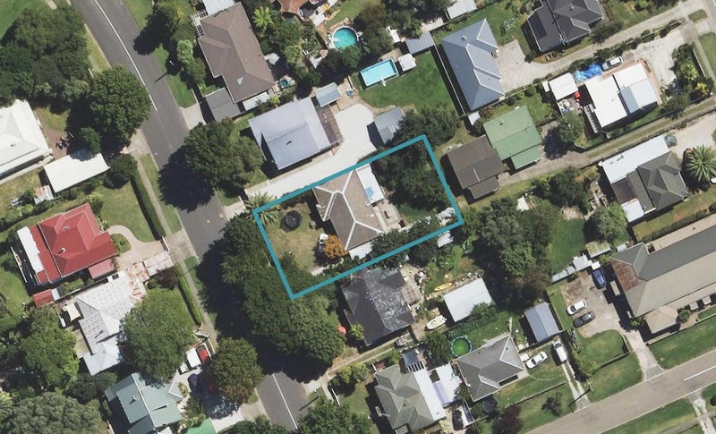 67 Stout Street, Whataupoko, Gisborne - Carousel 1