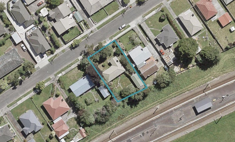 27 Marion Street, Silverstream, Upper Hutt - Carousel 1