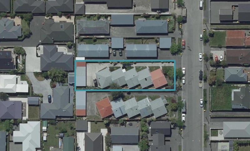 4/11 Allard Street, Edgeware, Christchurch - Carousel 1