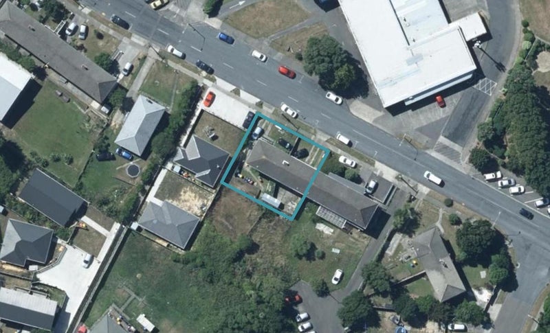 205 Bedford Street, Cannons Creek, Porirua - Carousel 1