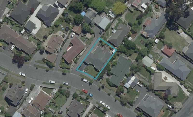 10 Sawtell Place, Northcote, Christchurch - Carousel 1