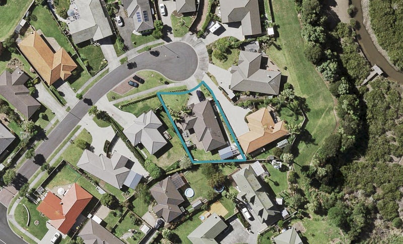 7 Atworth Way, Burswood, Auckland - Carousel 1