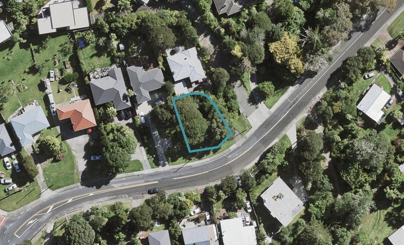39A Atkinson Road, Titirangi, Auckland - Carousel 1