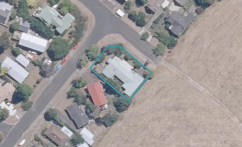 2 Epping Place, Richmond Heights, Taupo - Carousel 1