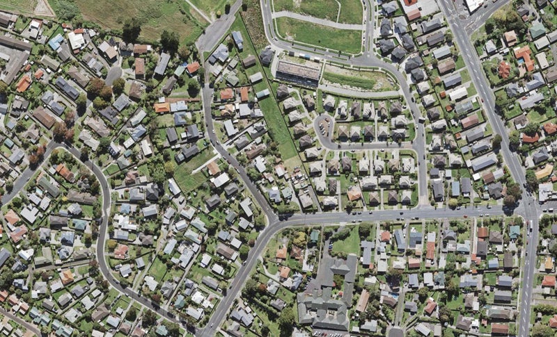 7/76 Mcleod Road, Te Atatū South, Auckland - Carousel 1