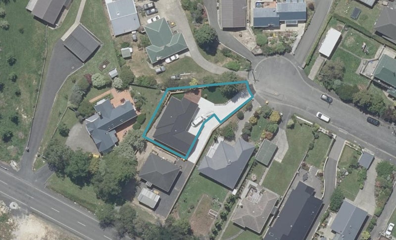 29A Centennial Road, Fairfield, Dunedin - Carousel 1