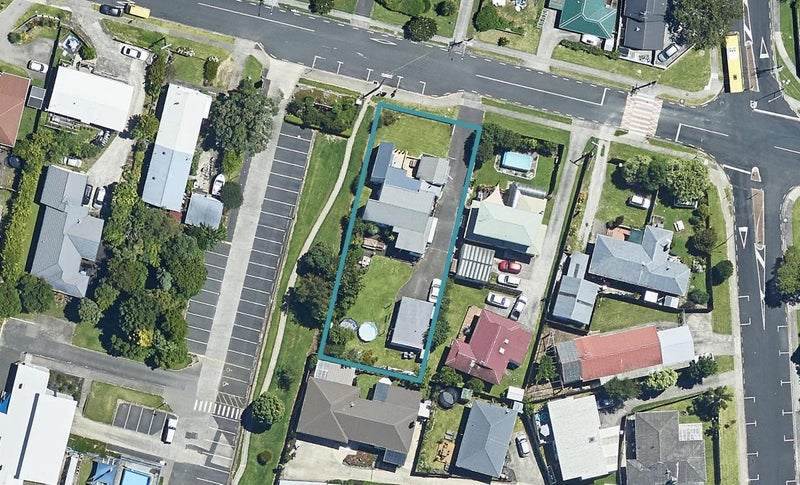 18 Princess Road, Bellevue, Tauranga - Carousel 1