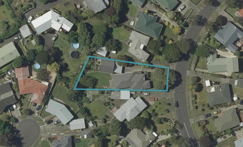 20 Parkland Crescent, Terrace End, Palmerston North - Carousel 1