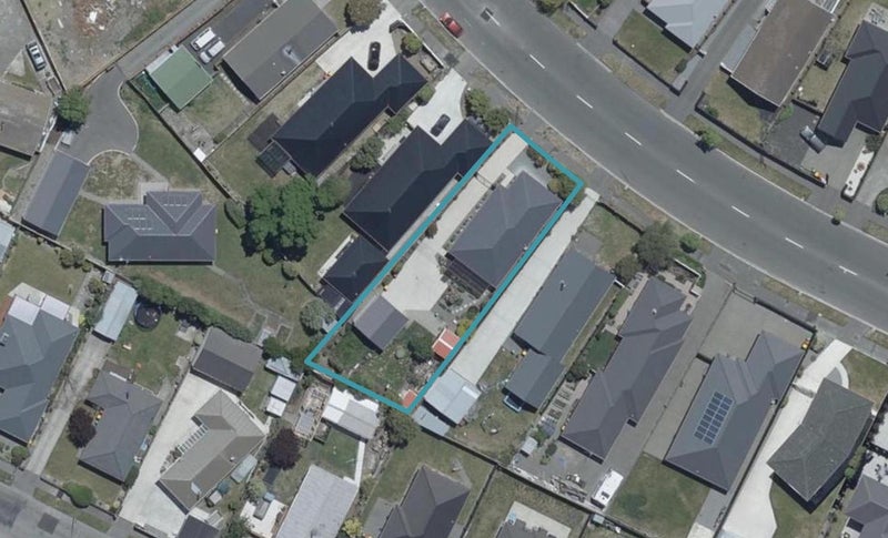 161 Queenspark Drive, Parklands, Christchurch - Carousel 1