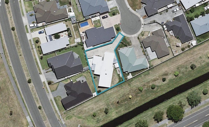 8 Lewis Way, Poraiti, Napier - Carousel 1