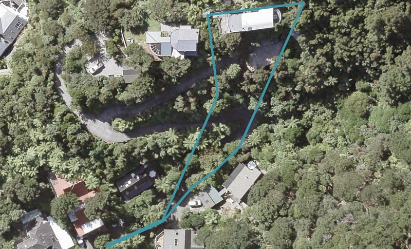 5A Whiorau Grove, Lowry Bay, Lower Hutt - Carousel 1