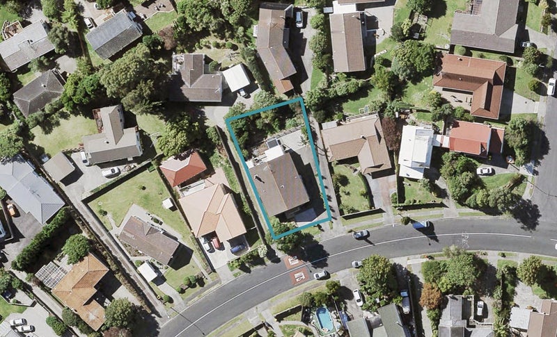 136 Oaktree Avenue, Browns Bay, Auckland - Carousel 1