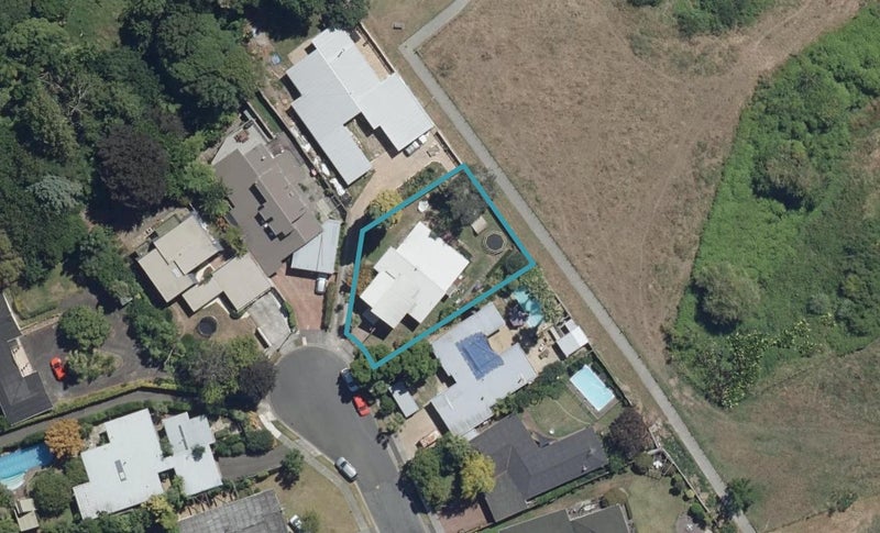 18 McInnes Place, Queenwood, Hamilton - Carousel 1