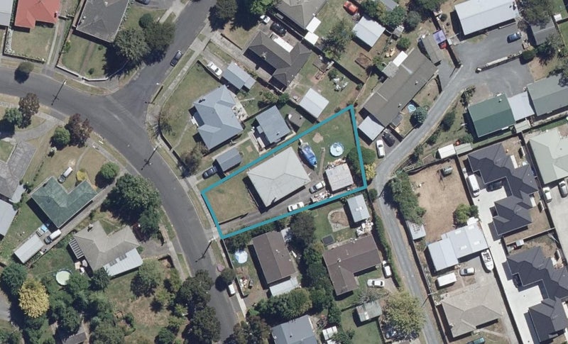 67 Shakespeare Avenue, Enderley, Hamilton - Carousel 1