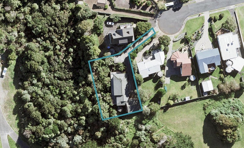 23 Kathy Terrace, Stanmore Bay, Whangaparaoa - Carousel 1