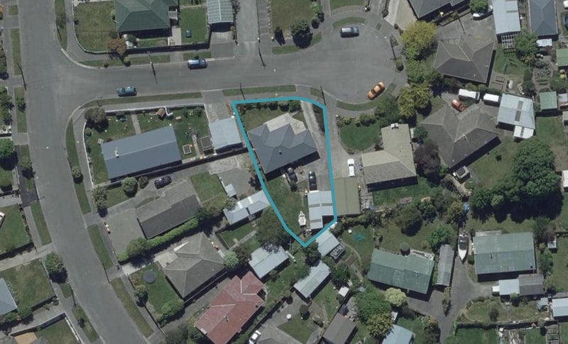 4 Troon Place, Shirley, Christchurch - Carousel 1