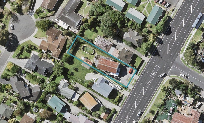 476 East Coast Road, Windsor Park, Auckland - Carousel 1