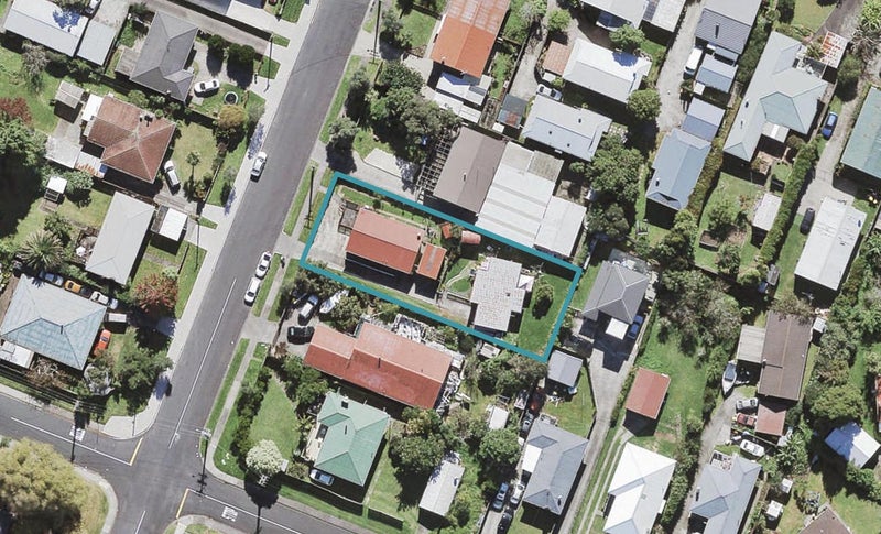 4 Barbary Avenue, Kelston, Auckland - Carousel 1