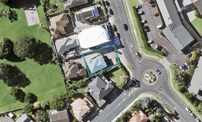 57 MacLeans Road, Bucklands Beach, Auckland - Carousel 1