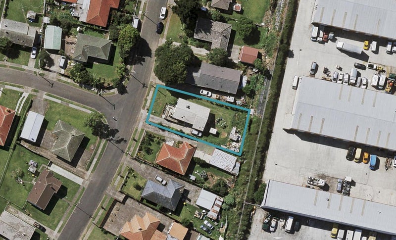 10 Murchison Road, Otara, Auckland - Carousel 1