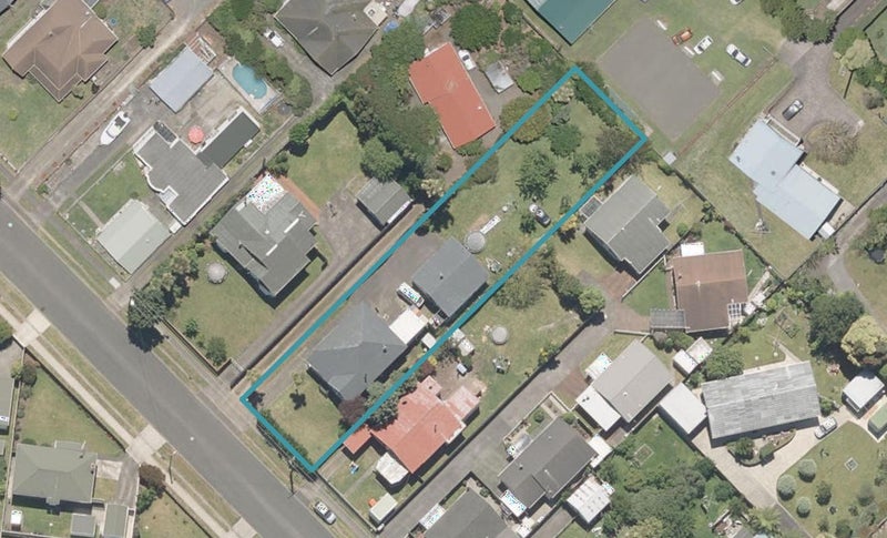 6 Kings Avenue, Gonville, Whanganui - Carousel 1