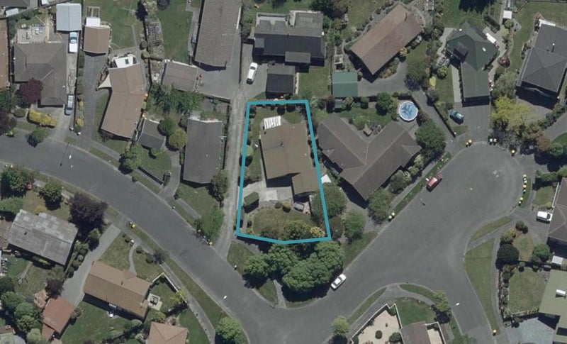 1 Sonning Place, Redwood, Christchurch - Carousel 1