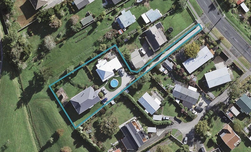 83 Awaroa Road, Helensville, Helensville - Carousel 1