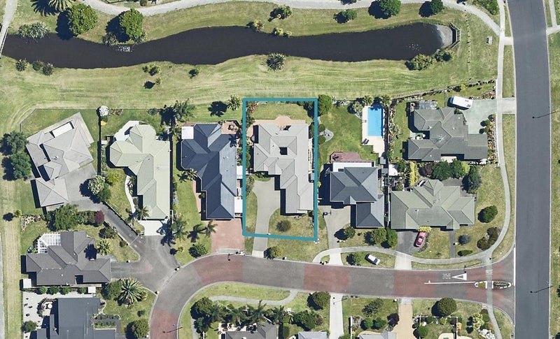 10 Whitsunday Key, Papamoa Beach, Papamoa - Carousel 1