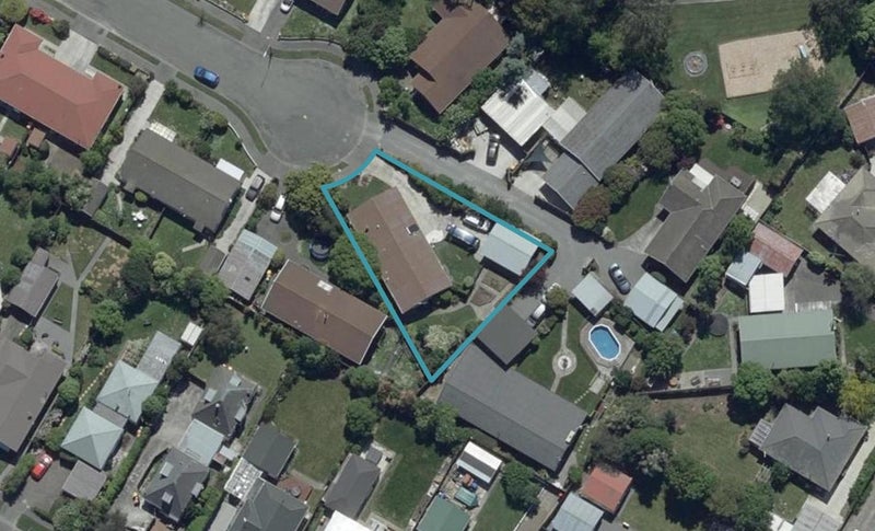 10 Quinton Place, Bishopdale, Christchurch - Carousel 1