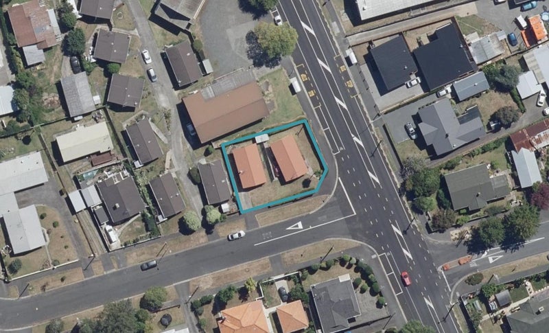 953 Heaphy Terrace, Fairfield, Hamilton - Carousel 1