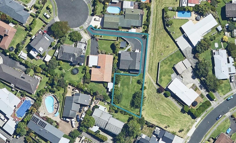 14 Takahe Place, Matua, Tauranga - Carousel 1