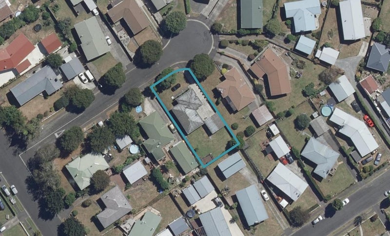 6 Bremridge Place, Melville, Hamilton - Carousel 1