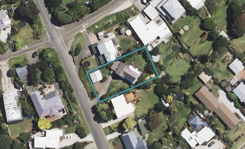 5 Lysnar Street, Okitu, Gisborne - Carousel 1