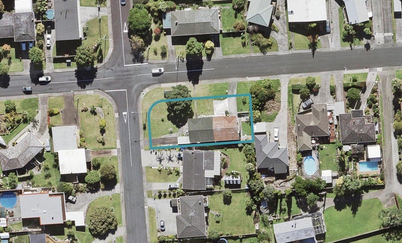 57 Kirby Street, Glendene, Auckland - Carousel 1