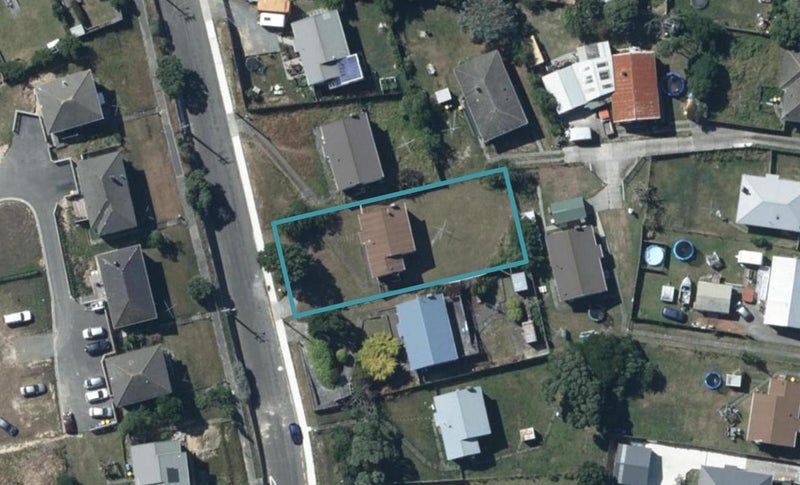 7 Piko Street, Titahi Bay, Porirua - Carousel 1