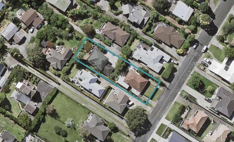 2/17 Norman Road, Hauraki, Auckland - Carousel 1
