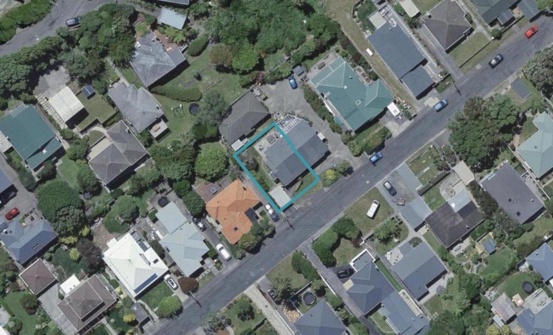 15 Raumati Terrace, Khandallah, Wellington - Carousel 1
