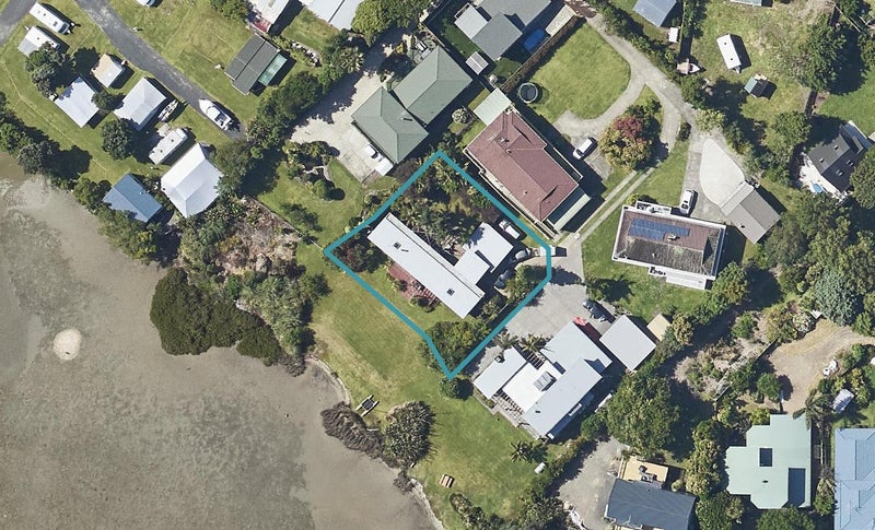 35C Waione Avenue, Athenree, Katikati - Carousel 1