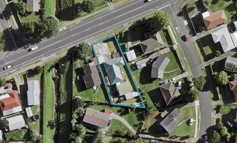 130 Mahia Road, Wattle Downs, Auckland - Carousel 1
