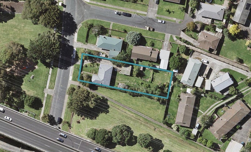 14 Millen Avenue, Pakuranga, Auckland - Carousel 1
