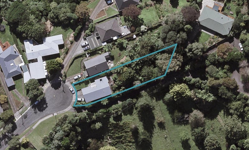 38 Turakina Street, Merrilands, New Plymouth - Carousel 1