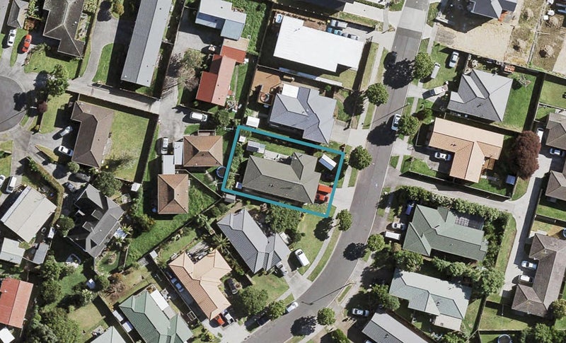 14 Kaimoana Street, Weymouth, Auckland - Carousel 1