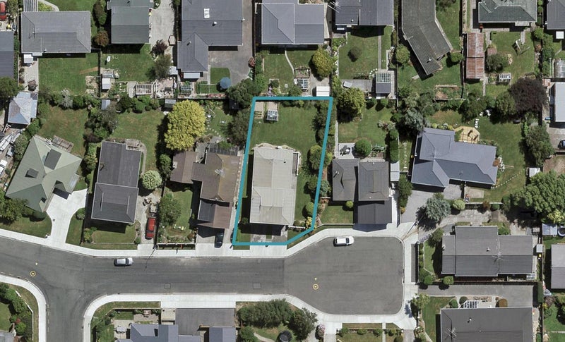 12 Kildare Place, Waikiwi, Invercargill - Carousel 1