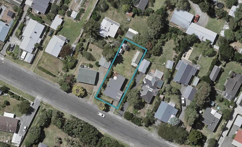 26 Manuka Street, Otaki Beach, Otaki - Carousel 1