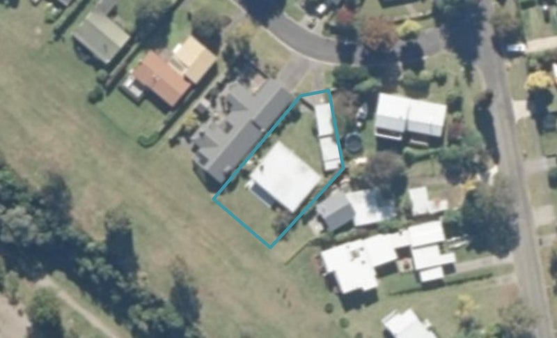 4 Nisbet Terrace, Kinloch, Taupō - Carousel 1