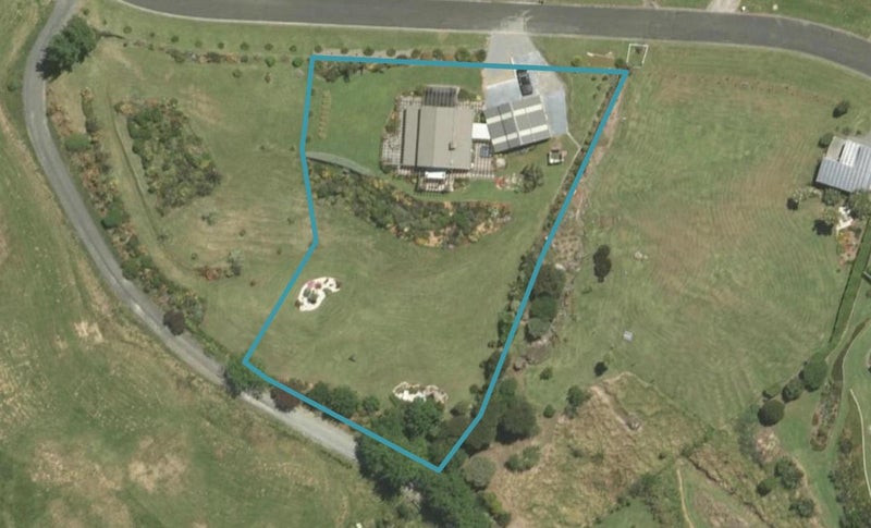 8 The Heights, Whangarei - Carousel 1