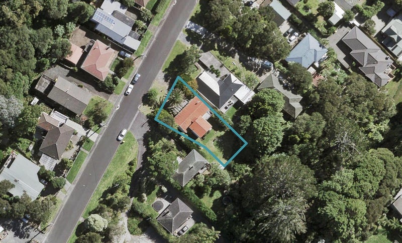 27 Fairmount Road, Titirangi, Auckland - Carousel 1