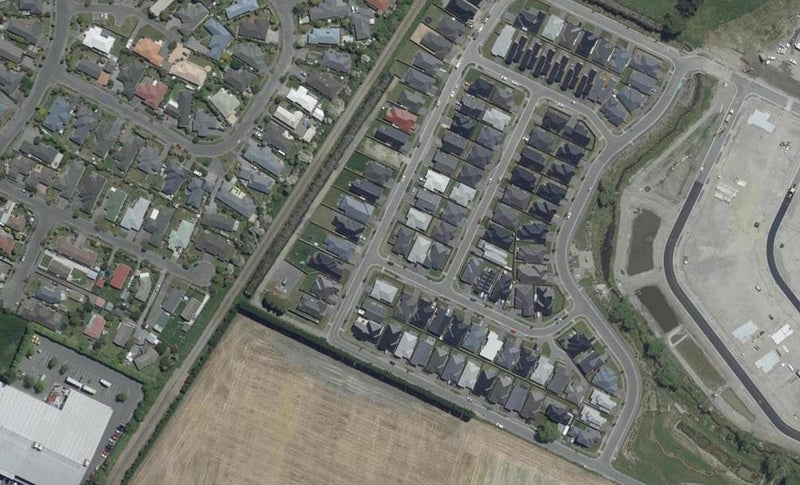 1 McLendon Green, Belfast, Christchurch - Carousel 1
